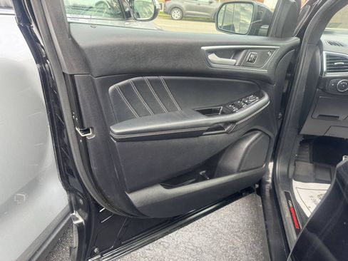 Used 2019 Ford Edge ST w/ Equipment Group 401A AWD/4WD image 14