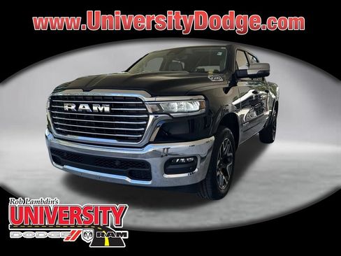 Used 2025 RAM 1500 Laramie AWD/4WD image 1