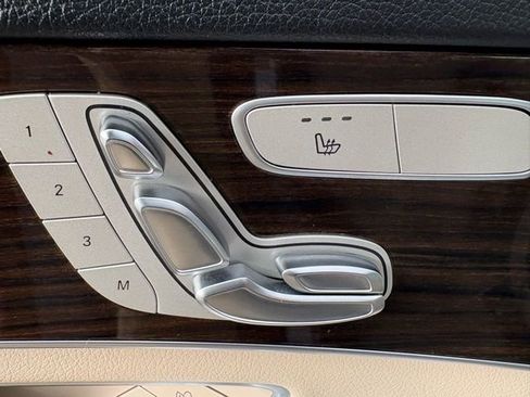 Used 2018 Mercedes-Benz C 300 4MATIC Sedan image 16