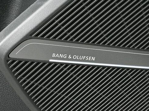 New 2025 Audi Q5 2.0T Premium Plus AWD/4WD image 7