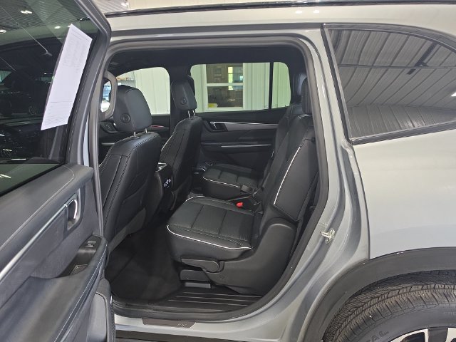 Used 2026 Buick Enclave Sport Touring AWD/4WD image 25