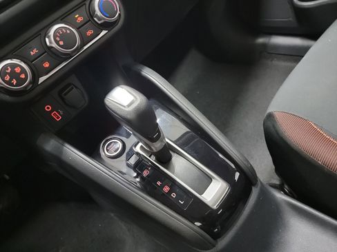 Used 2021 Nissan Versa SR image 26