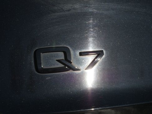 Used 2022 Audi Q7 3.0T Prestige image 12