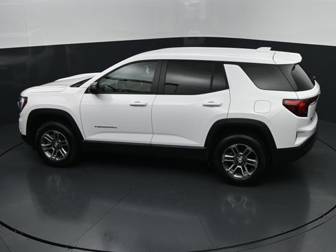 Used 2026 GMC Terrain Elevation FWD image 29