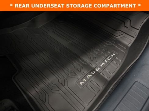 New 2025 Ford Maverick XLT w/ XLT Luxury Package FWD image 31