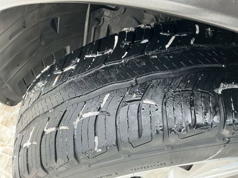 Used 2014 Nissan Rogue S image 16