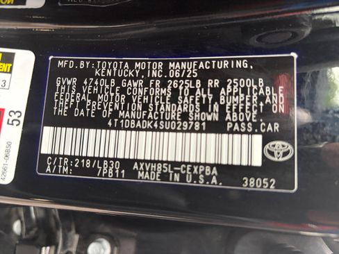 Used 2025 Toyota Camry XSE w/ Premium Package AWD/4WD image 32