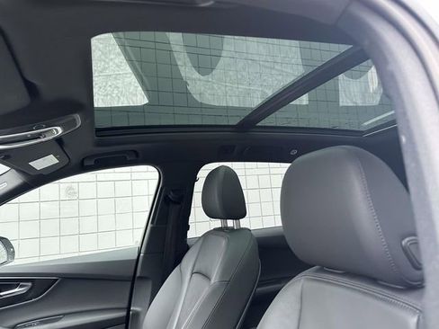Used 2023 Audi Q7 2.0T Premium w/ Convenience Package image 23
