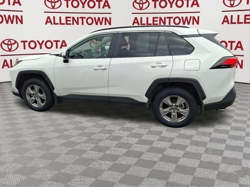 Used 2025 Toyota RAV4 XLE w/ Convenience Package AWD/4WD image 4