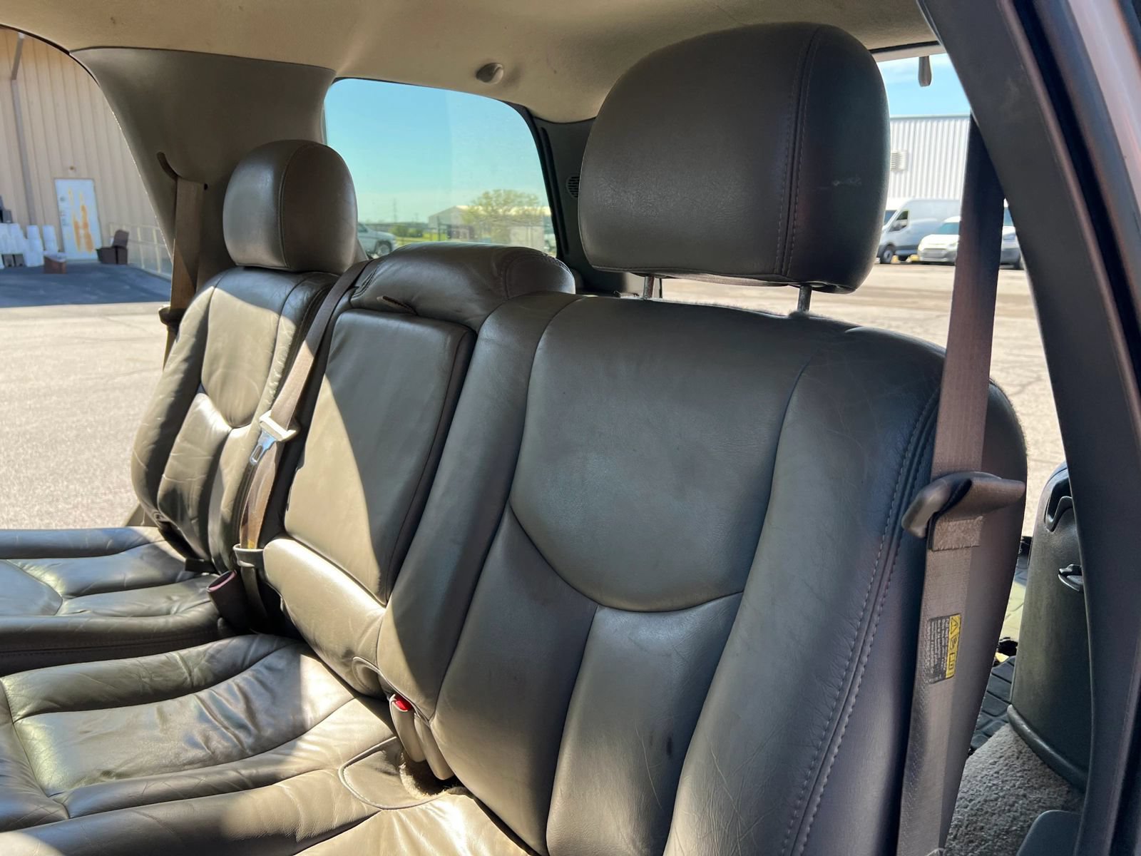 Used 2003 Chevrolet Tahoe LT AWD/4WD image 16
