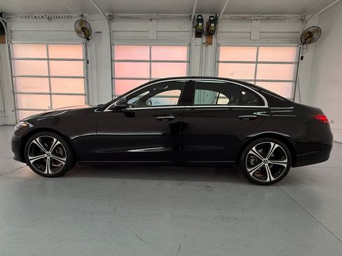 Used 2024 Mercedes-Benz C 300 Sedan image 2