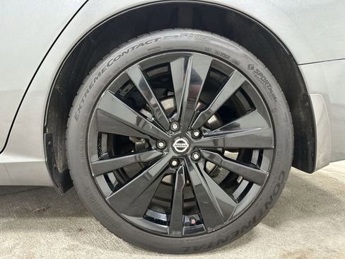 Used 2022 Nissan Altima 2.5 SR w/ Midnight Edition Package image 14