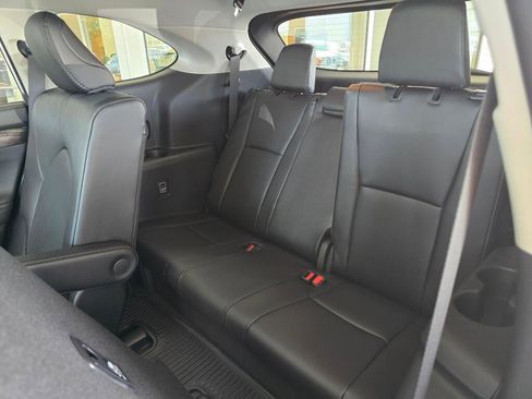 New 2026 Toyota Highlander Platinum AWD/4WD image 36