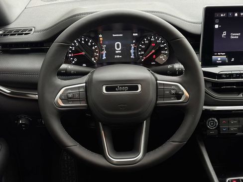 New 2026 Jeep Compass Latitude AWD/4WD image 11