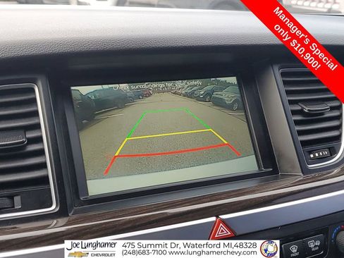 Used 2017 Genesis G80 3.8 AWD/4WD image 16