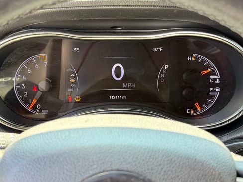 Used 2018 Jeep Grand Cherokee High Altitude RWD image 17