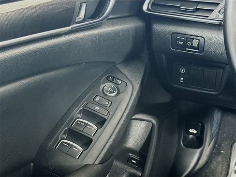 Used 2021 Honda Accord Sport image 16