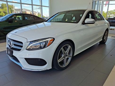 Used 2018 Mercedes-Benz C 300 4MATIC Sedan image 3