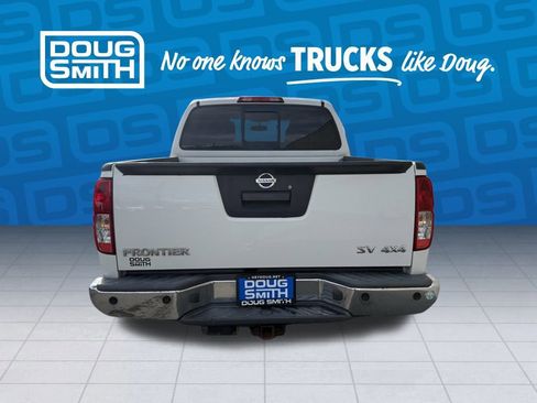 Used 2017 Nissan Frontier SV w/ SV Value Truck Package image 3