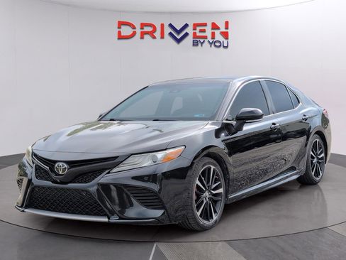 Used 2018 Toyota Camry XSE w/ Audio Package FWD image 1
