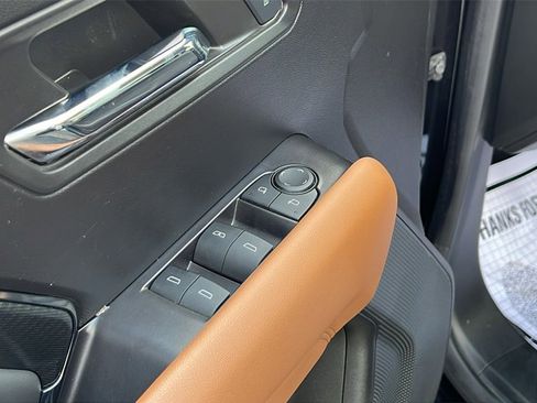 Used 2024 GMC Canyon AT4 image 12