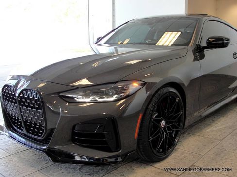 Used 2023 BMW M440i Coupe w/ Premium Package RWD image 39