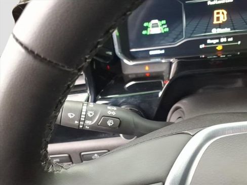 Used 2023 GMC Sierra 1500 Elevation image 24