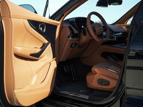 New 2026 Aston Martin DBX 707 image 14