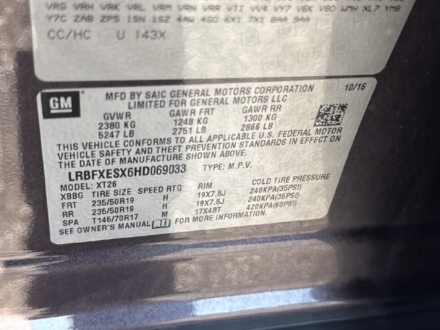 Used 2017 Buick Envision Premium AWD/4WD image 32