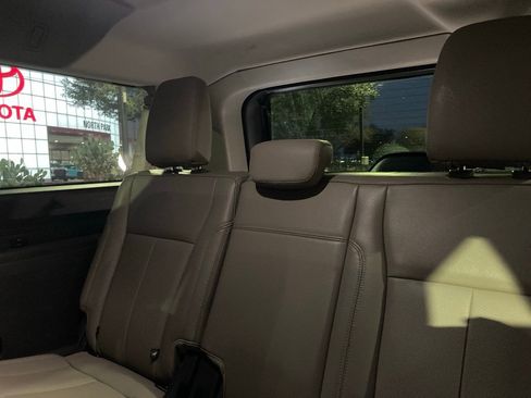 Used 2019 Ford Expedition Max XLT w/ Equipment Group 202A image 12