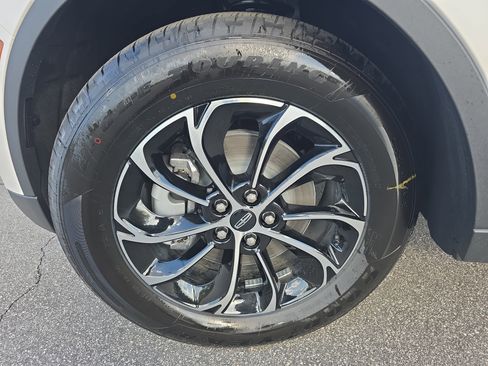 New 2026 Lincoln Nautilus Premier w/ Equipment Group 102A AWD/4WD image 34