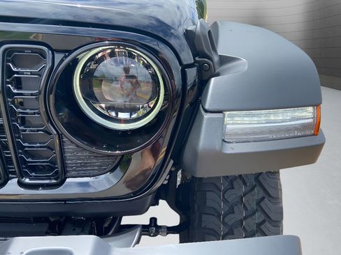 New 2024 Jeep Wrangler Unlimited Sport image 14