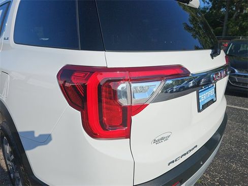 Certified 2023 GMC Acadia SLE image 32