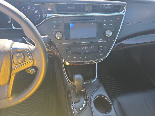 Used 2013 Toyota Avalon XLE Touring FWD image 20