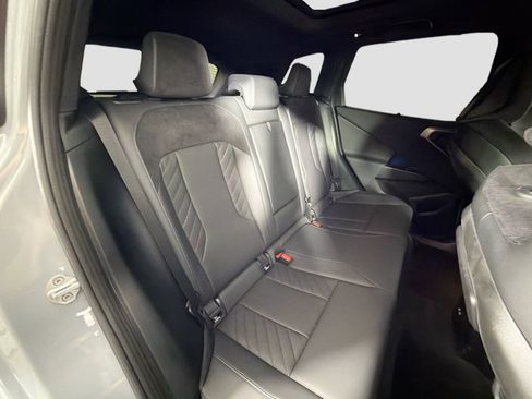 Certified 2025 BMW X3 xDrive30i w/ M Sport Package image 27