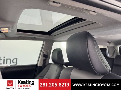 Certified 2024 Toyota 4Runner SR5 Premium w/ Moonroof Package AWD/4WD image 22