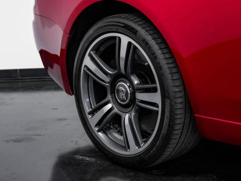 Used 2014 Rolls-Royce Wraith image 50