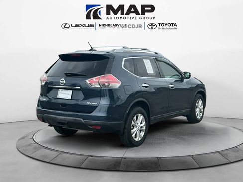 Used 2015 Nissan Rogue SV w/ SV Moonroof Package AWD/4WD image 5