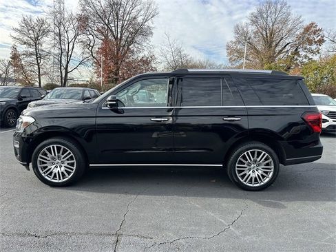 Certified 2022 Ford Expedition Limited image 8