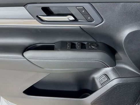 New 2026 GMC Terrain Elevation w/ Elevation Premium Package image 16