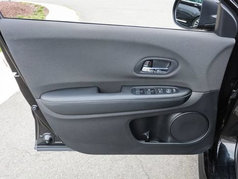 Used 2021 Honda HR-V Sport image 55