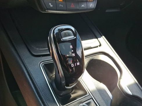 Used 2020 Cadillac XT4 Premium Luxury w/ Cold Weather Package FWD image 15