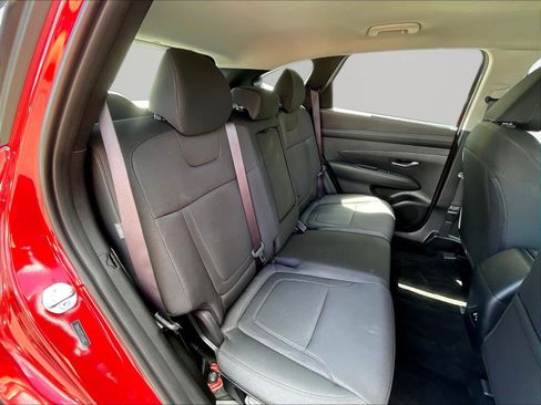 Certified 2026 Hyundai Tucson SE FWD image 25
