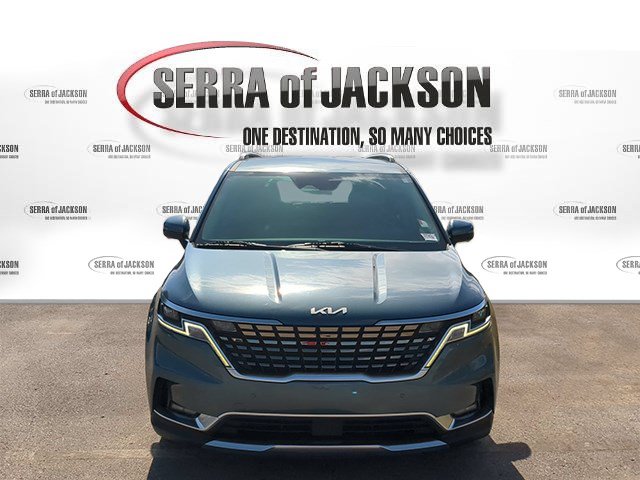 Used 2022 Kia Carnival SX FWD image 3