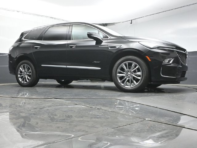 Used 2024 Buick Enclave Avenir FWD image 34