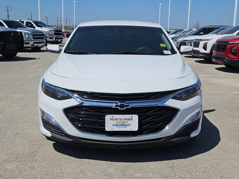 Used 2024 Chevrolet Malibu RS image 8