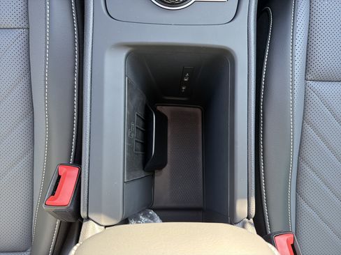 New 2026 Volkswagen Tiguan SE R-Line image 21