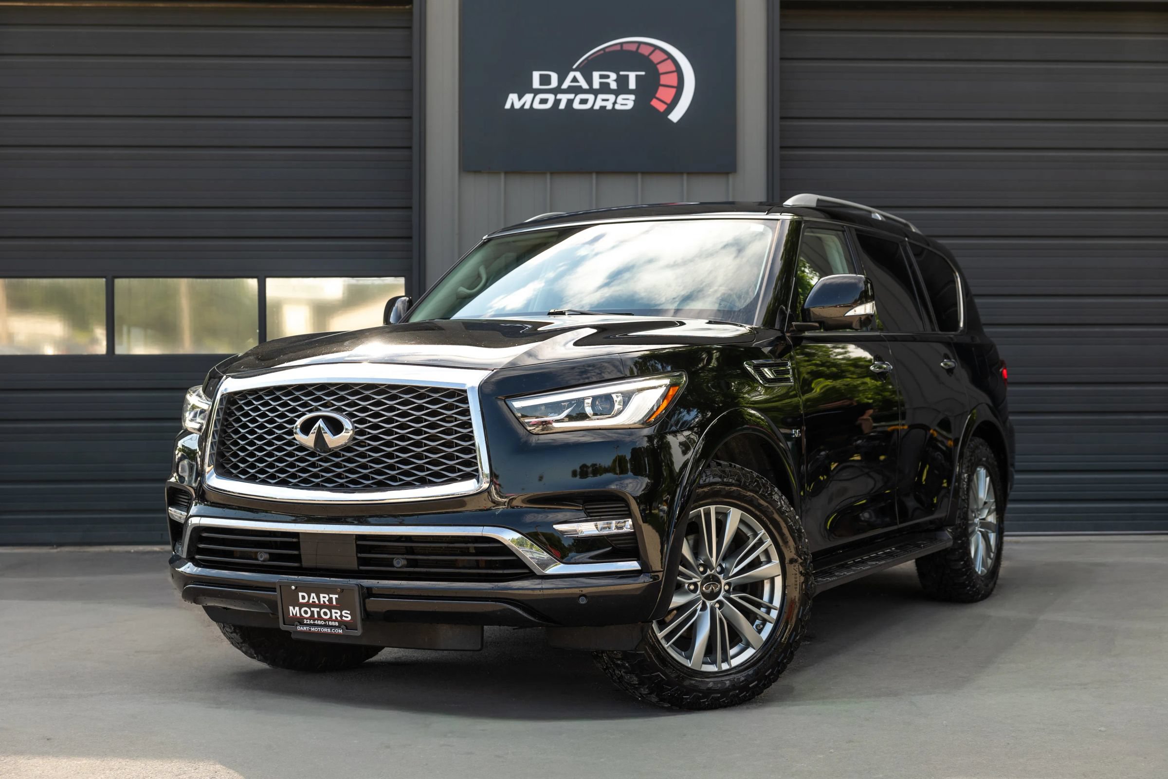 Used 2019 INFINITI QX80 Luxe w/ Proassist Package AWD/4WD image 1