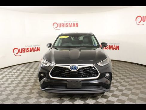 Used 2021 Toyota Highlander XLE AWD/4WD image 13