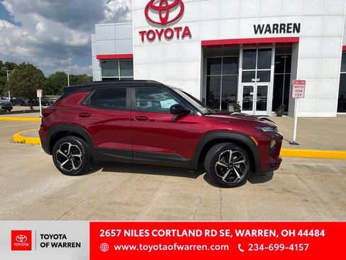 Used 2022 Chevrolet TrailBlazer RS FWD image 1